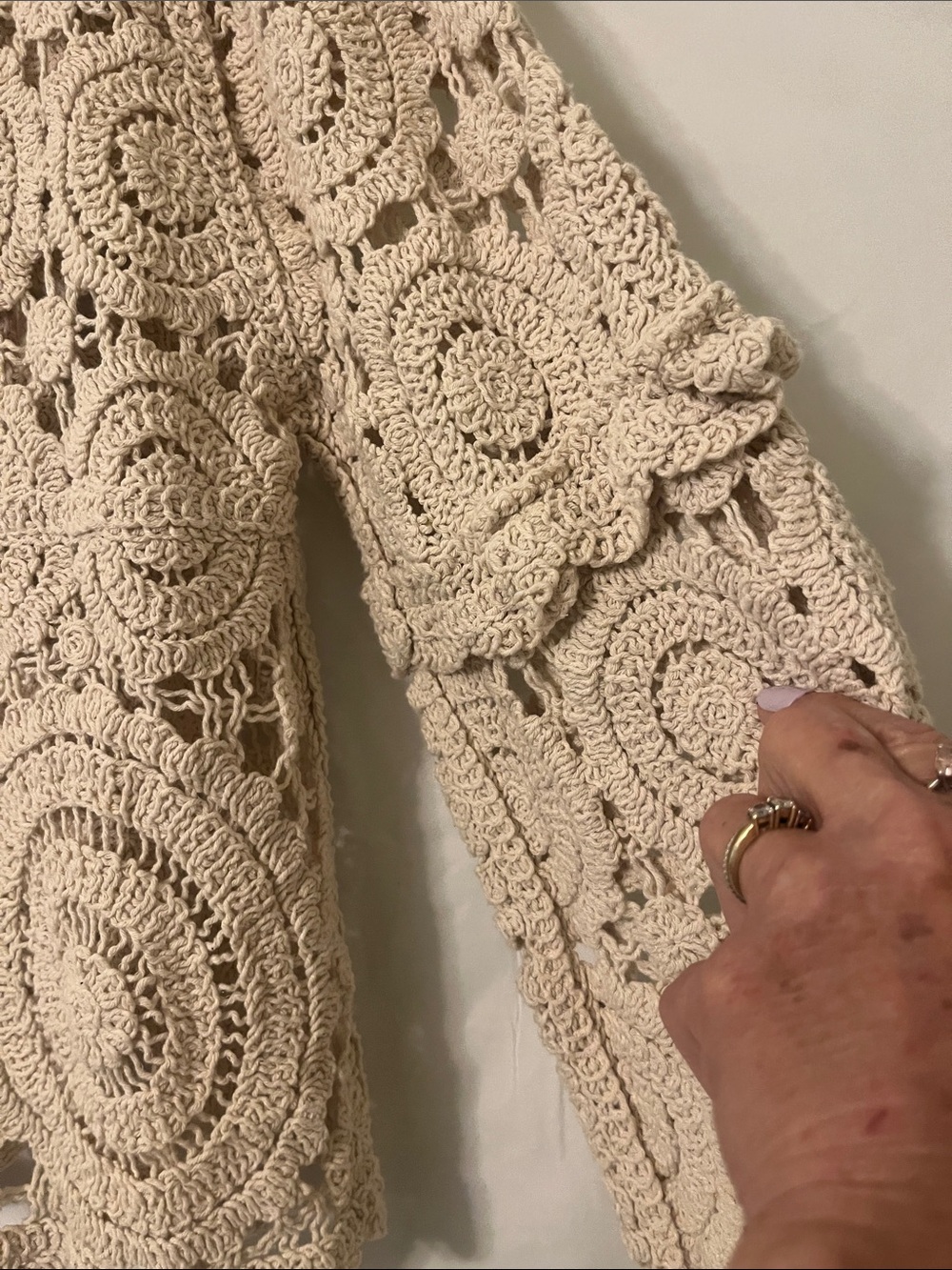 Crochet Openwork Cream Sweater - Picture 4 of 8